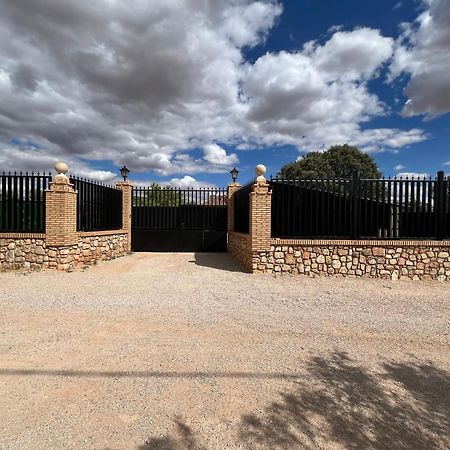Villa Tranquila Lagunas De Ruidera オッサ・デ・モンティエル エクステリア 写真